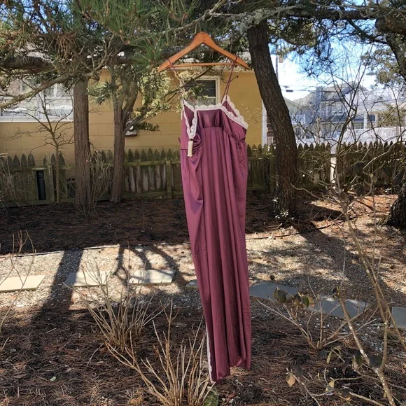 SOLD Vintage 1970s NOS Deadstock Vassarette Purple Lace Faux Wrap Nightie Dress - Picture 5 of 5